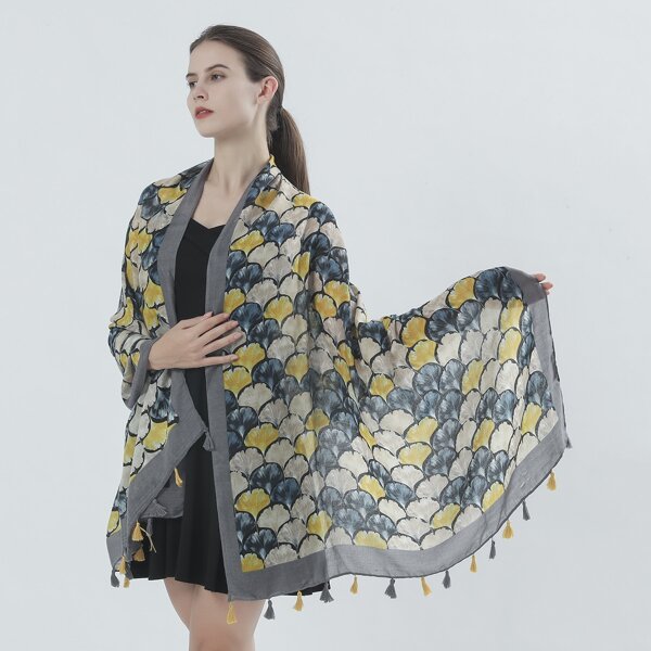 

Tassel Decor Ginkgo Print Scarf, Multicolor