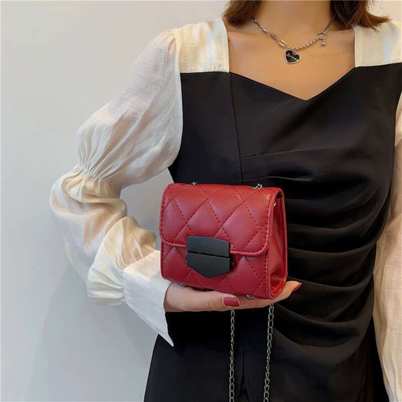 

Chain Strap Quilted Shoulder Bag, Red