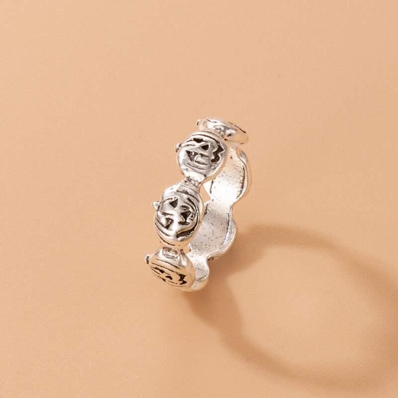 

Halloween Pumpkin Decor Ring, Silver