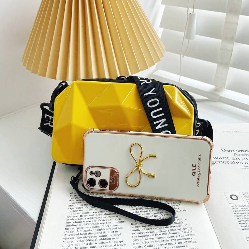 

Letter Graphic Strap Crossbody Bag, Yellow
