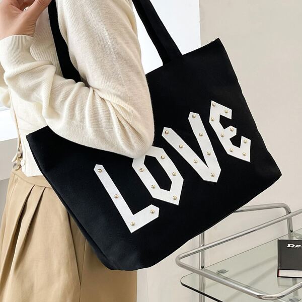 

Letter Graphic Shopper Bag, Black