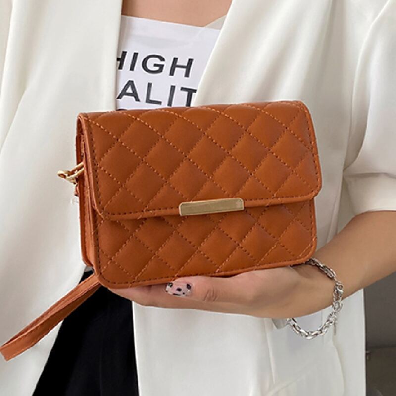 

Quilted Flap Crossbody Bag, Brown