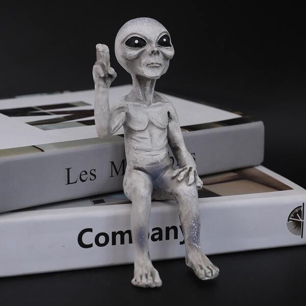 

1pc Alien Art Decoration, Multicolor