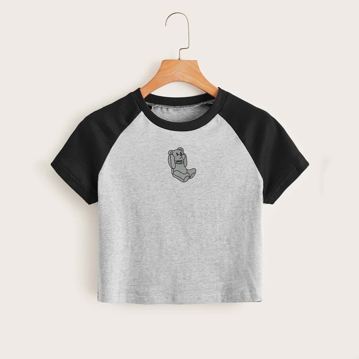 

Cartoon Bear Graphic Baseball Tee, Multicolor
