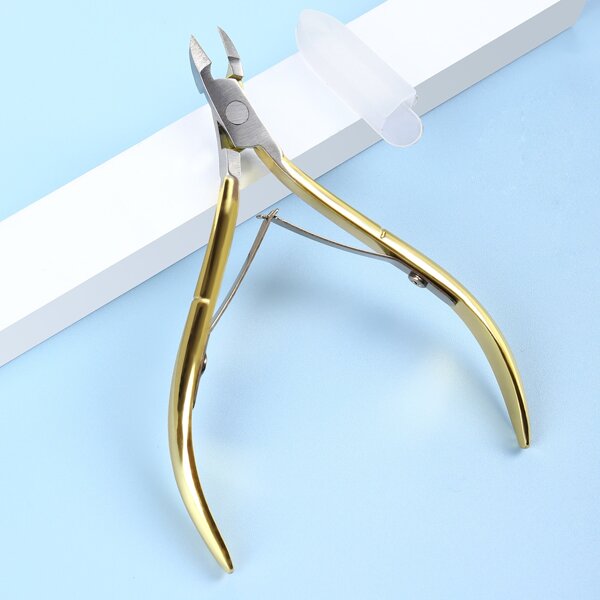 

1pc Dead Skin Nail Scissor, Gold