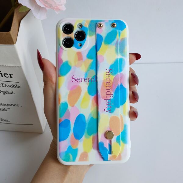 

Colorblock Wristband Phone Case, Multicolor