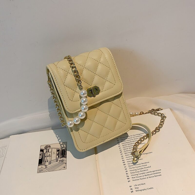 

Quilted Crossbody Bag, Yellow