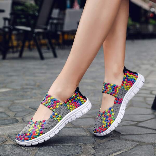 

Colorblock Braided Detail Slip On Shoes, Multicolor