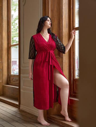 Plus Contrast Lace Belted Wrap V Neck Robe