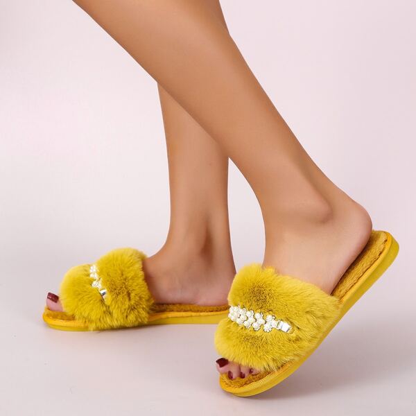 

Faux Pearls Decor Fluffy Bedroom Slippers, Yellow