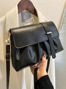 Metal Decor Ruched Design Flap Crossbody Bag - Black - View 3