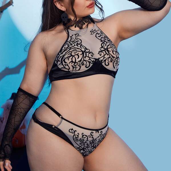

Plus Halloween Scroll Print Lingerie Set, Black