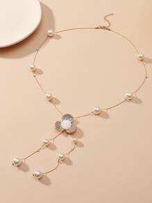 假珍珠和花朵魅力項鍊