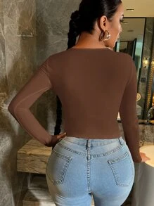 SHEIN Essnce 大圓領短款T恤 - 棕色 - 查看 2