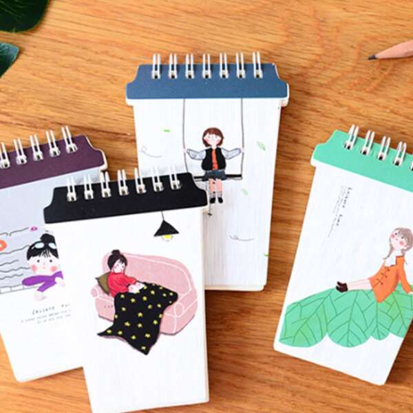 

1pc Figure Graphic Random Notebook, Multicolor
