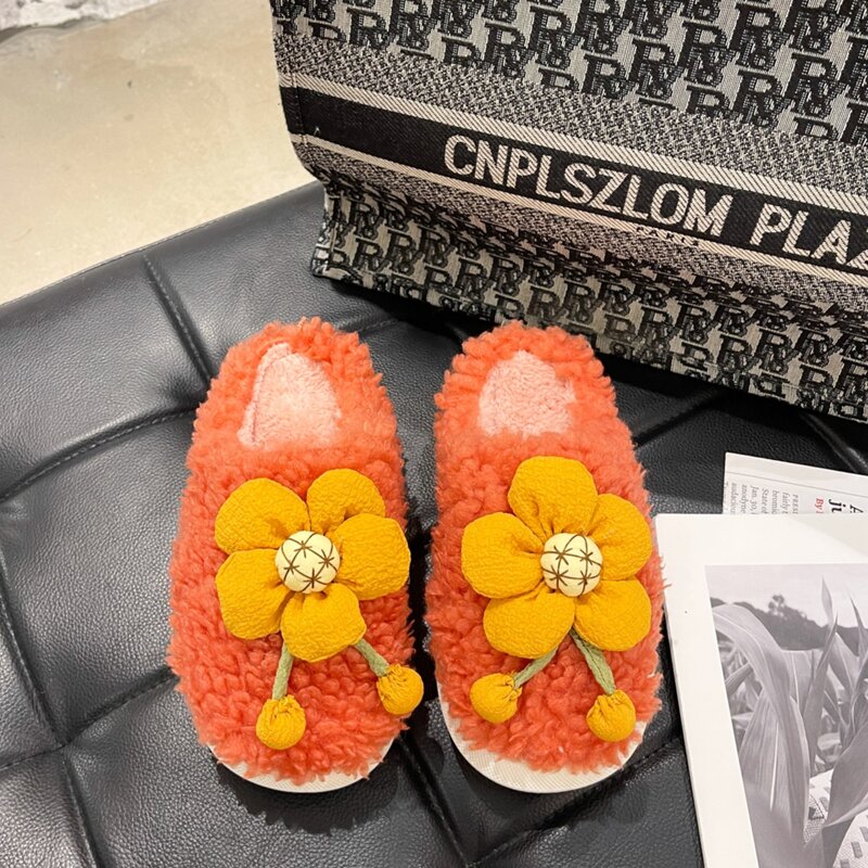 

Flower Decor Slippers, Orange