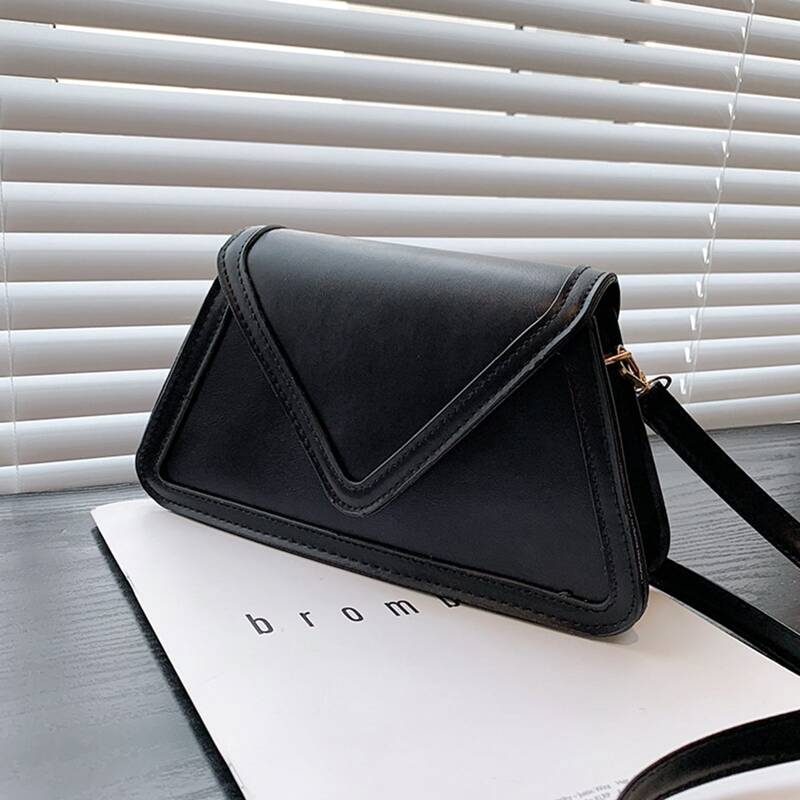 

Plain Flap Crossbody Bag, Black