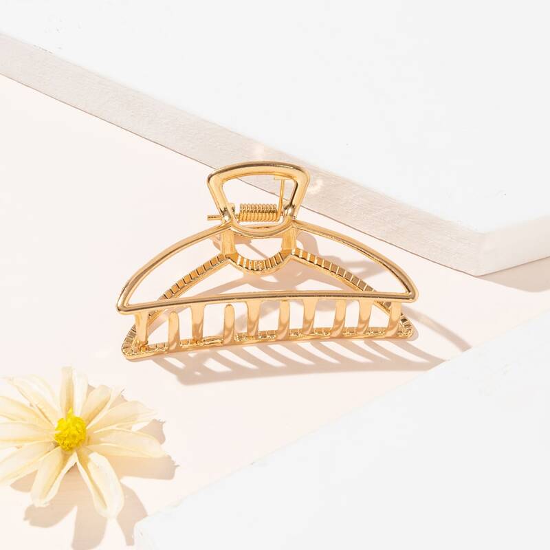 

Minimalist Hair Claw, Gold