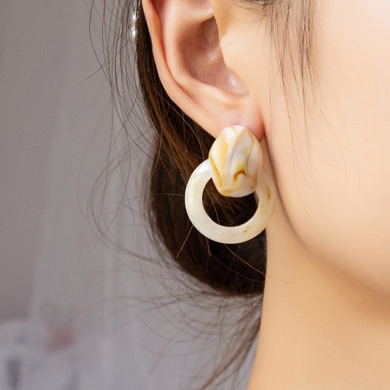 

Ring Decor Earrings, Beige