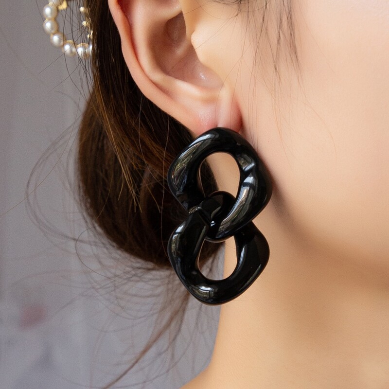 

Chain Design Earrings, Black