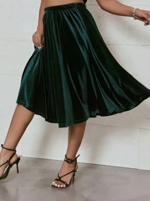Celure Plus High Waist Velvet Flare Skirt - Dark Green - View 4