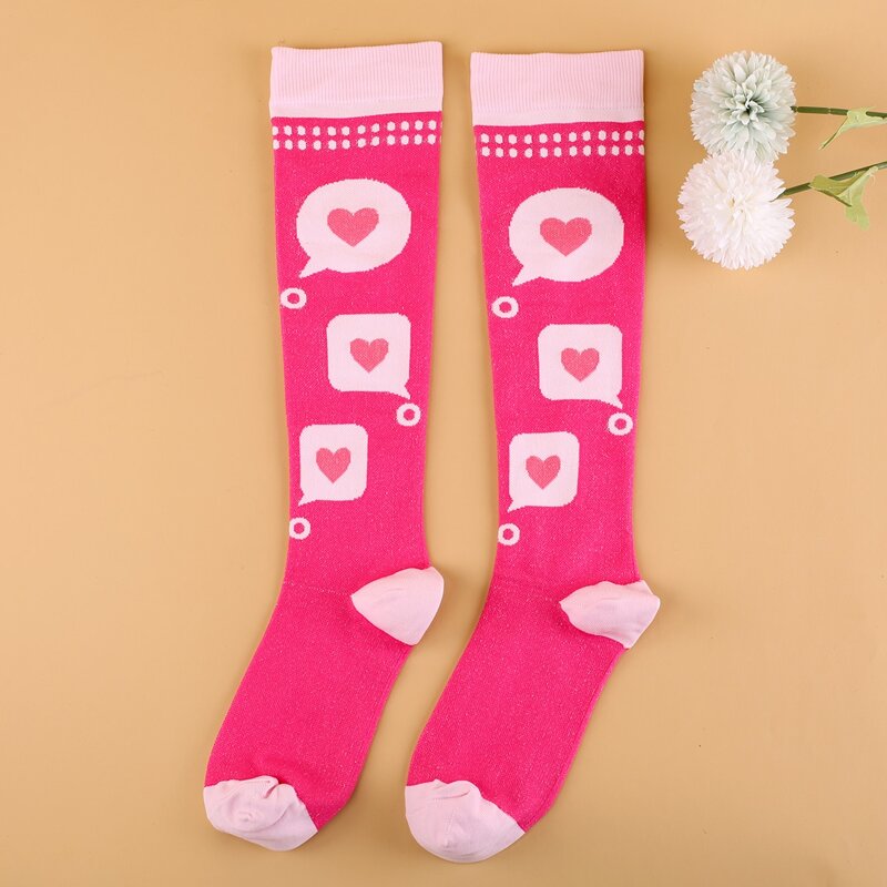 

Heart Pattern Over The Calf Socks, Pink