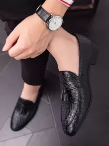 1 Pair Slip-On Leather Loafers For Men, Tasseled Formal Dress Shoes, Groom Wedding Shoes, Please Purchase One Size Larger - Black - View 2