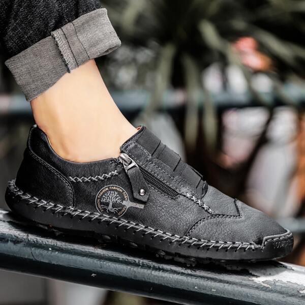 

Men Zip Decor Letter Detail Loafers, Black