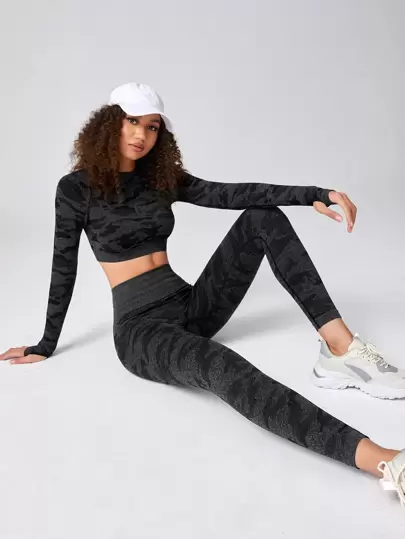 SPORTLIFE Seamless Thumb Hole Sports Tee & Leggings