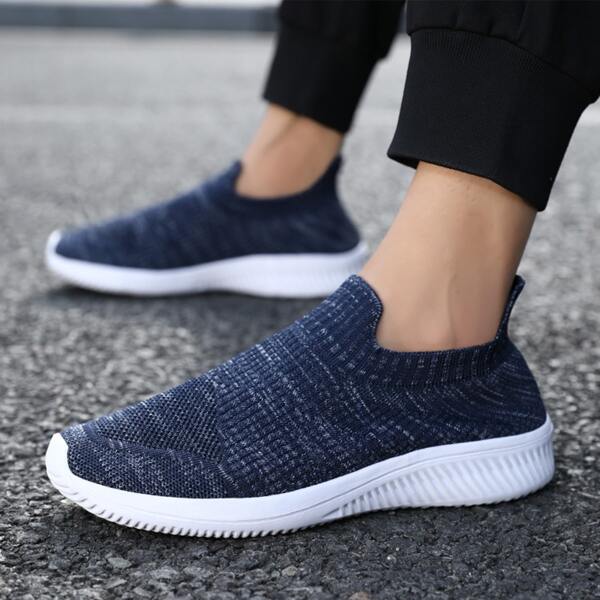 

Men Minimalist Slip On Running Shoes, Blue