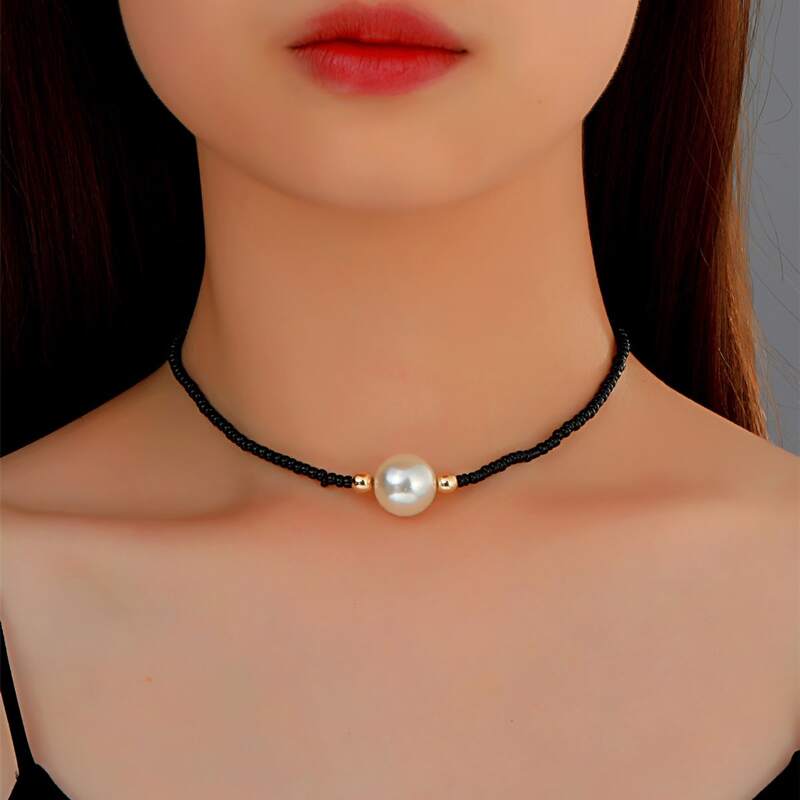 

Faux Pearl Decor Beaded Necklace, Black