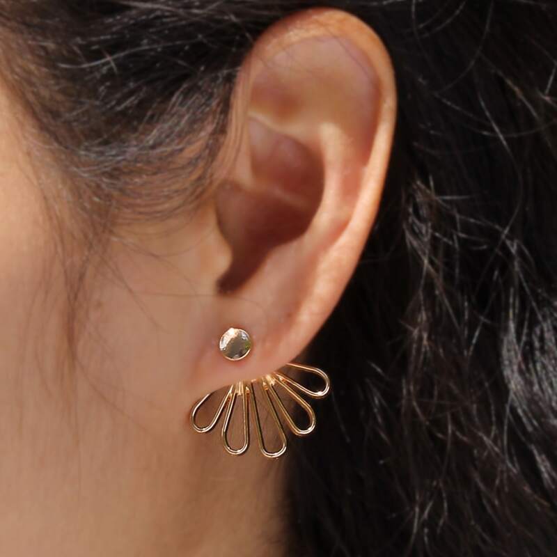 

Hollow Out Design Earrings, Gold