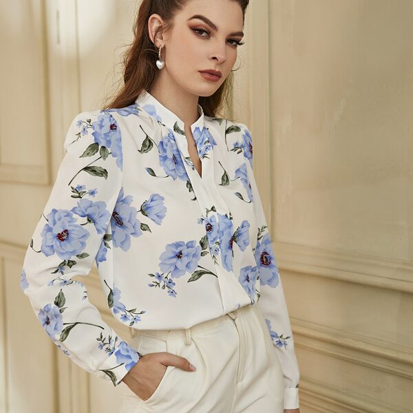 

Notched Neck Floral Print Blouse, Multicolor