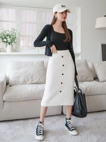 DAZY 前紐扣毛茸茸針織短裙 - 白色 - 查看 5