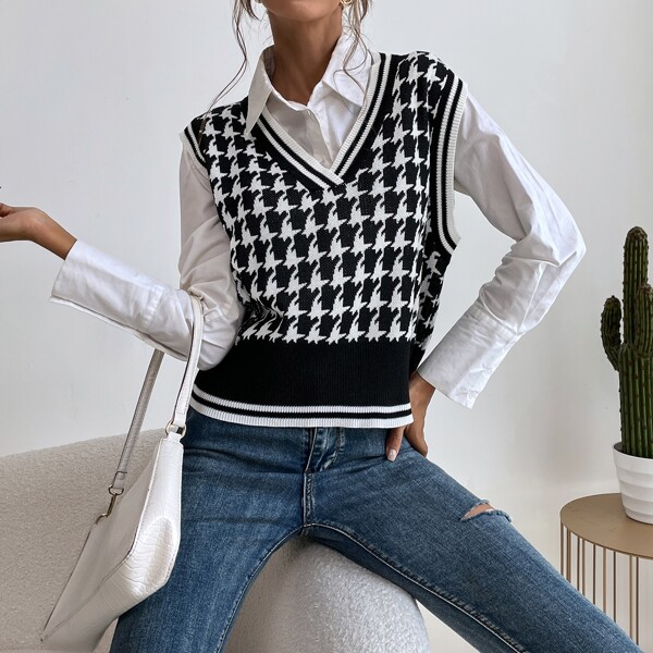

Houndstooth Pattern Sweater Vest Without Blouse, Black and white