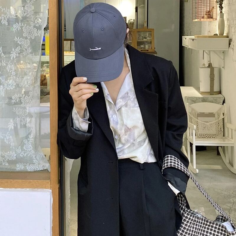 

Whale Embroidery Baseball Cap, Grey