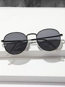 Fashionable Fashion Glasses Suitable For Men And Women As Beach Accessory For Summer Beach Vacation,Outdoor,Travel - Black - View 1