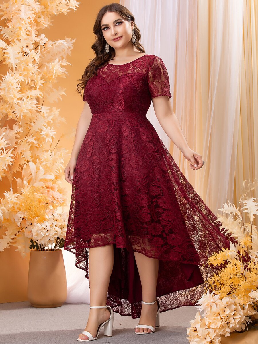 SHEIN Belle Vestido de graduación de encaje de bajo bajo con dobladillo asimétrico en color rojo borgoña talla grande - Burdeos - Ver 1