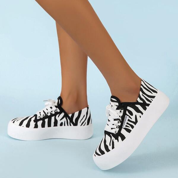 

Zebra Stripe Lace-up Skate Shoes, Black and white