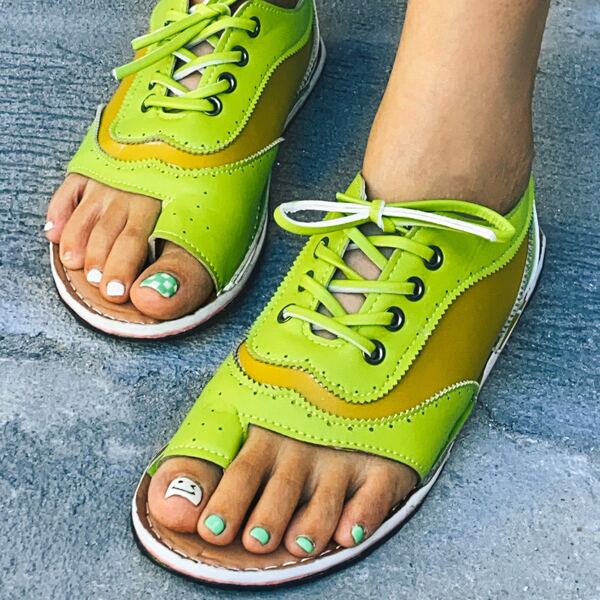 

Thong Design Lace-up Front Flats, Multicolor