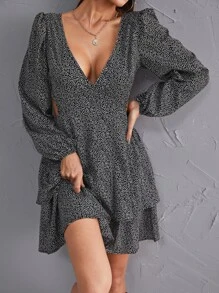 SHEIN Essnce Ditsy Floral Print V Neck Cut Out Layered Dress - Black and White - View 6