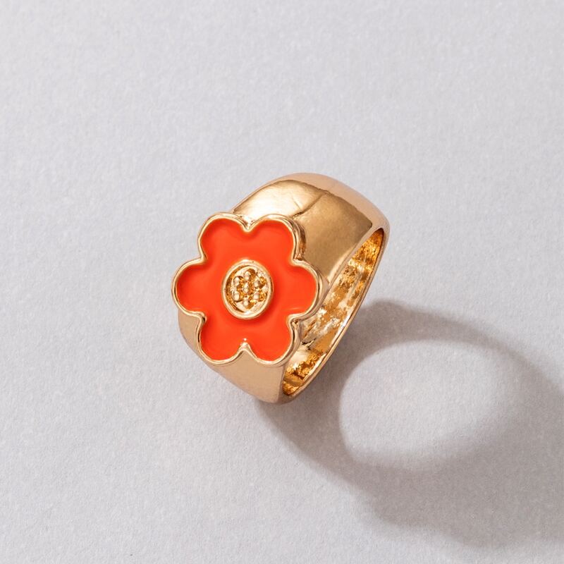 

Floral Decor Ring, Orange