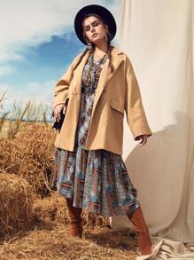 Modelyn 大碼西裝領落肩袖雙排釦花呢外套 - 卡其色 - 查看 1