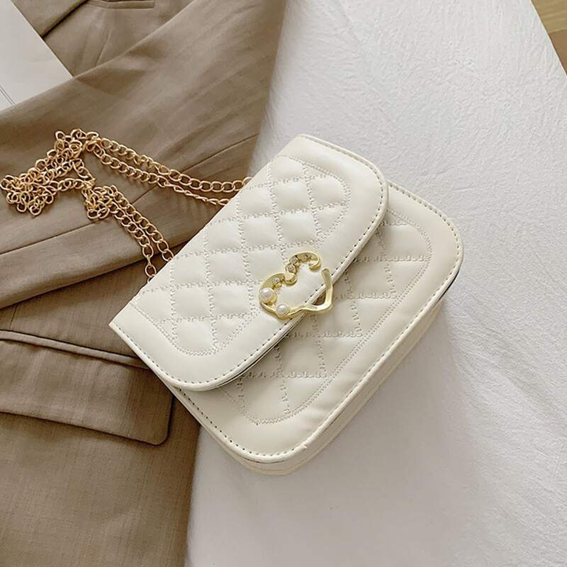 

Quilted Faux Pearl Decor Chain Shoulder Bag, White