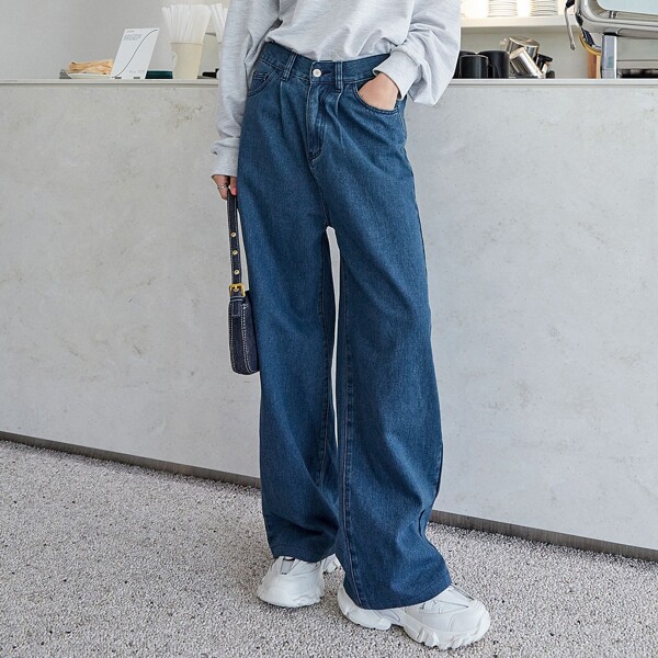 

Button Front Pocket Detail Boyfriend Jeans, Dark wash