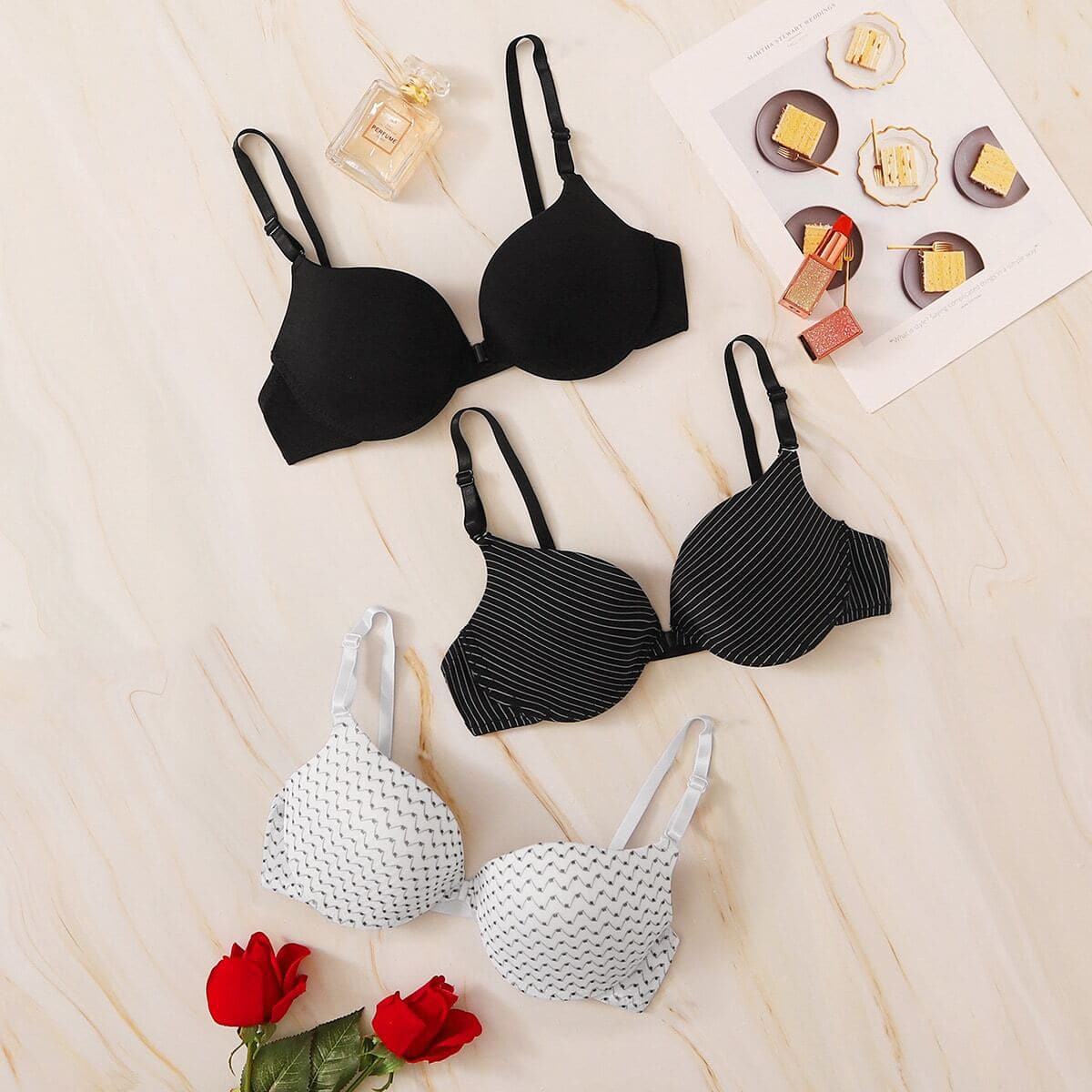 

Push Up Underwire Bra Set 3pack, Black and white
