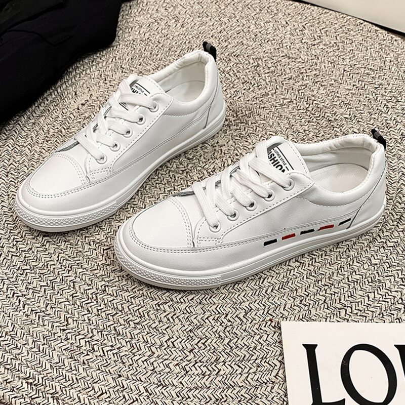 

Minimalist Lace Up Front Skate Shoes, Black
