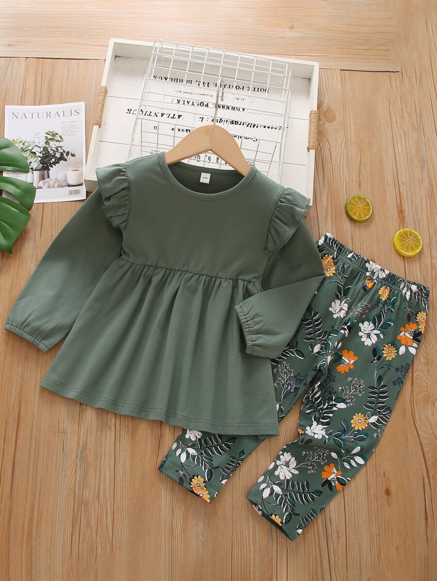 SHEIN Camiseta con fruncido unicolor con pantalones con estampado floral - Verde - Ver 1