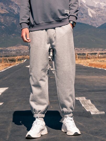 Men Solid Slant Pocket Sweatpants