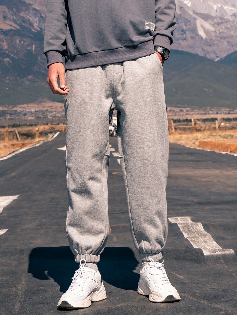 Men Solid Slant Pocket Sweatpants